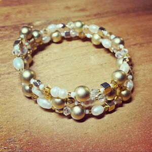 ✨ Handcrafted Memory Wire Bracelet